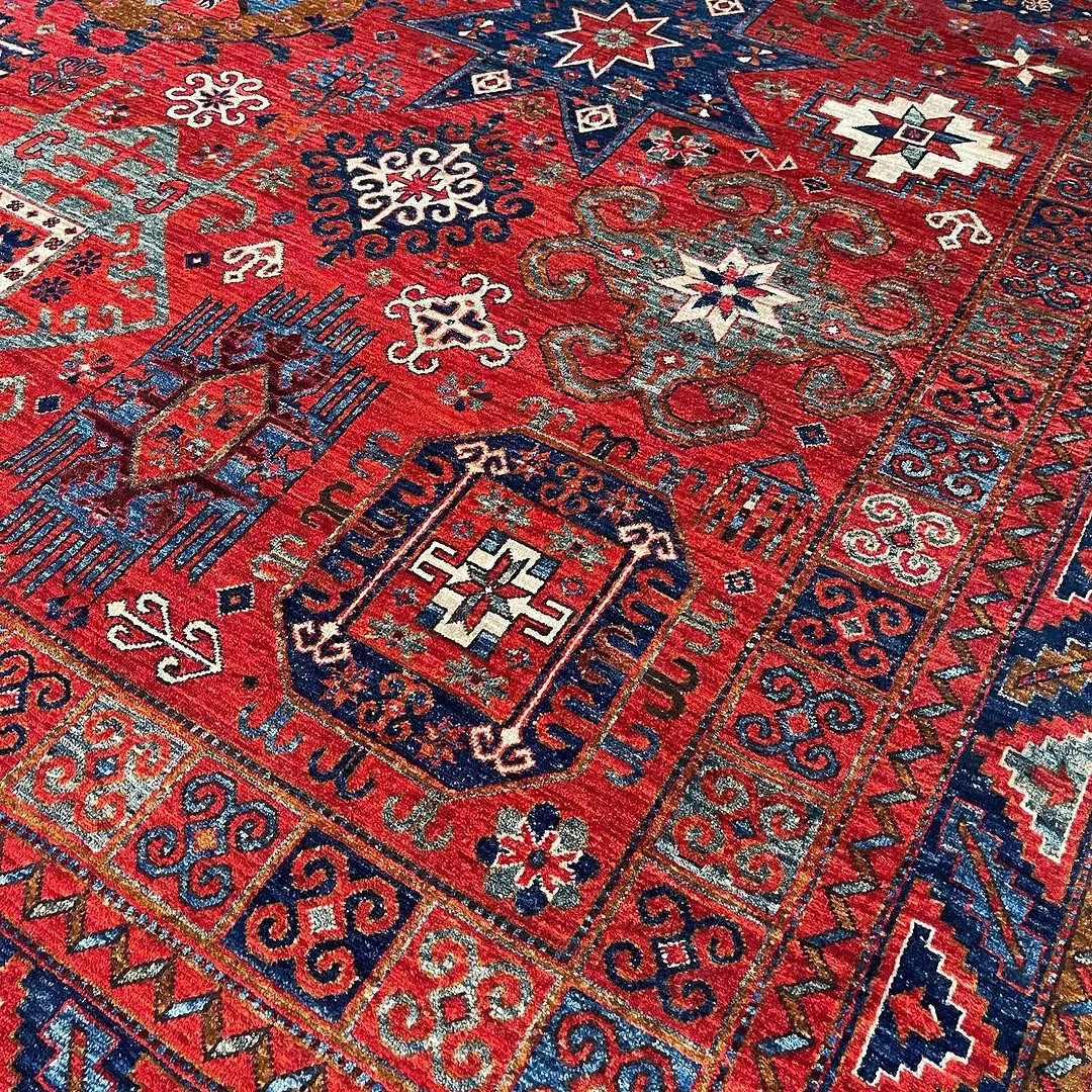 Compartment Gül Carpet &mdash; hand-knotted Oriental rug