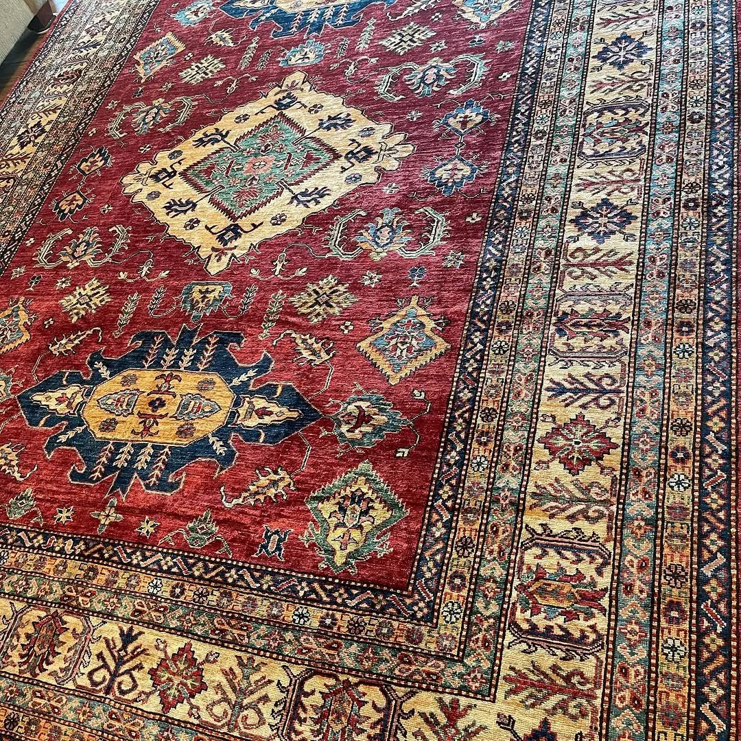 Red Kazak Medallion Carpet &mdash; hand-knotted Oriental rug